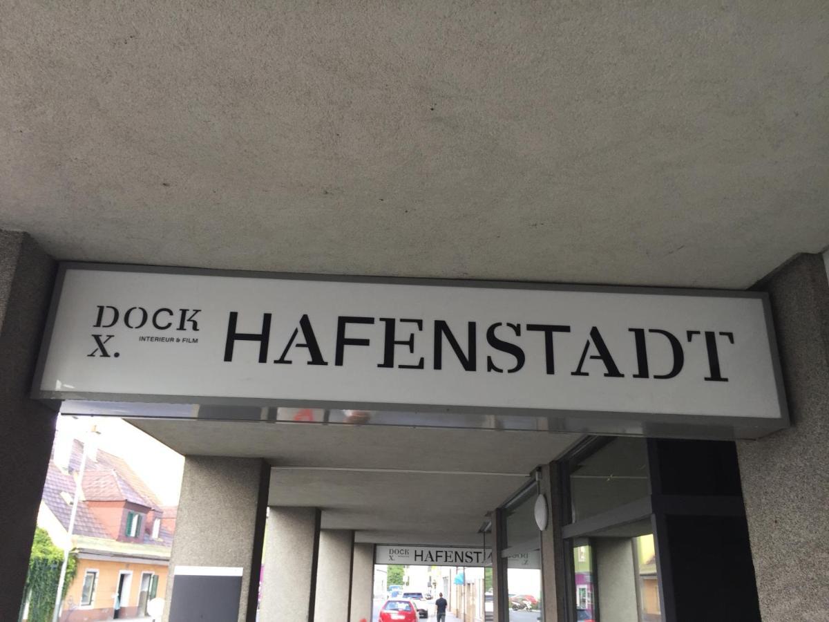 Hafen Dock 5 Apartment Klagenfurt am Woerthersee Luaran gambar
